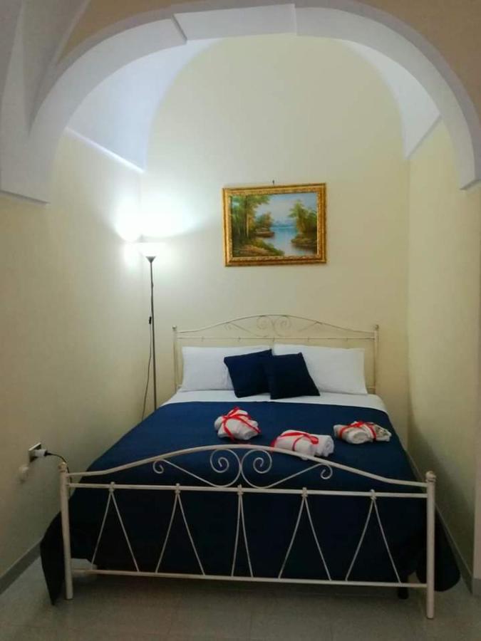 L 'Alcova Holidays Home Centro Storico Ceglie Messapica Exterior photo